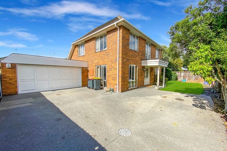 Photo of property in 1/64 Peer Street, Upper Riccarton, Christchurch, 8041