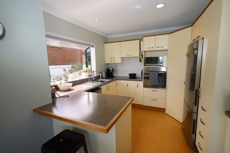 Photo of property in 4b Langstone Street, Welcome Bay, Tauranga, 3112