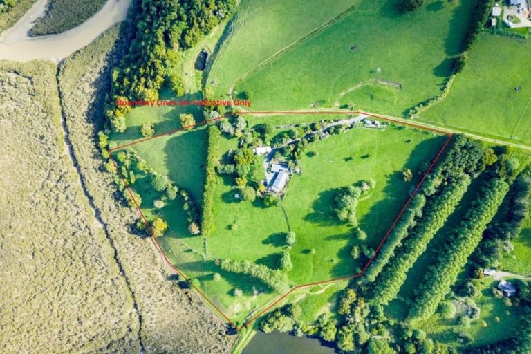 Photo of property in 39b Petley Road, Paparoa, 0571