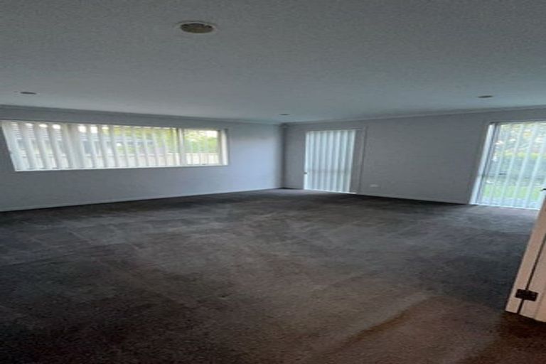Photo of property in 220 Harbourside Drive, Karaka, Papakura, 2113