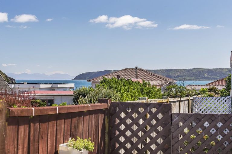 Photo of property in 8a Tireti Road, Titahi Bay, Porirua, 5022