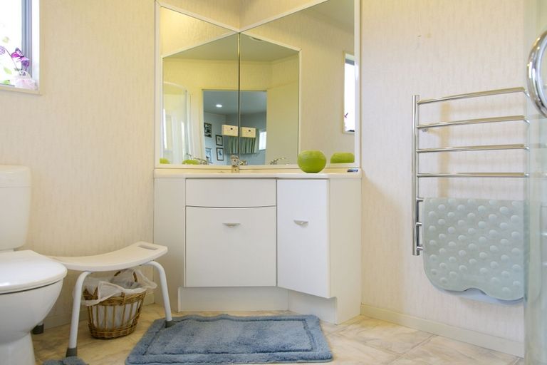 Photo of property in 2/56 Pataka Road, Taupo, 3330