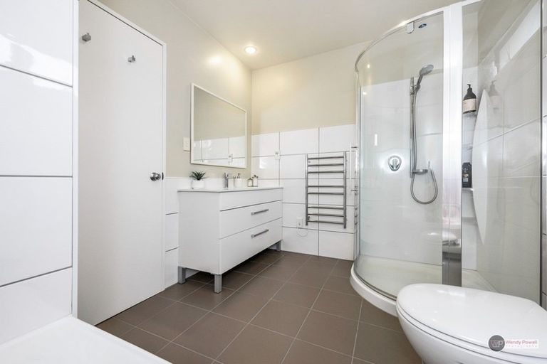 Photo of property in 96 Pretoria Street, Hutt Central, Lower Hutt, 5010