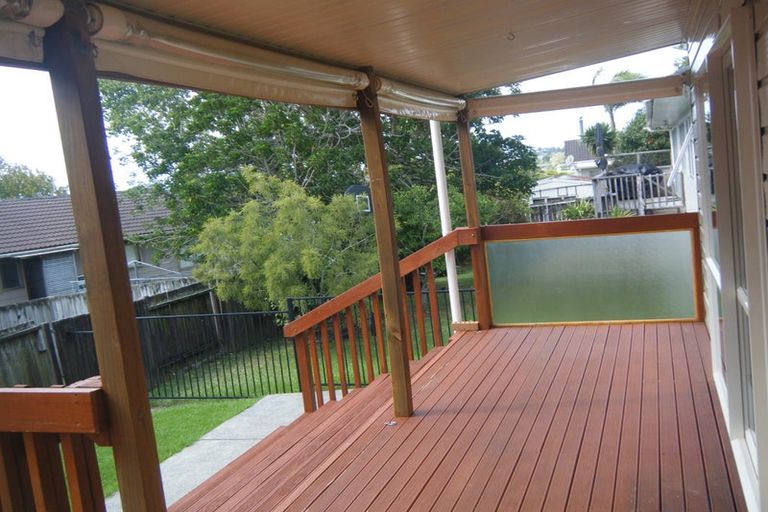 Photo of property in 31 Solar Road, Glen Eden, Auckland, 0602