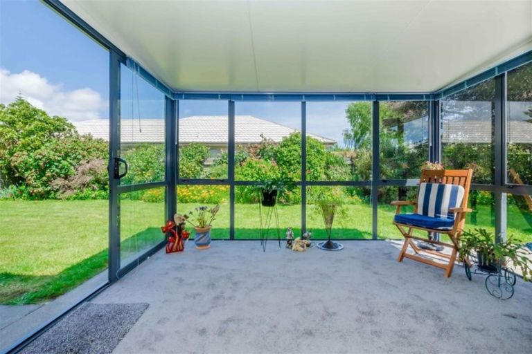 Photo of property in 53 Makarini Street, Paraparaumu, 5032