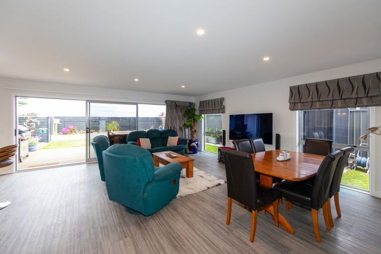Photo of property in 5 Hurunui Drive, Te Awa, Napier, 4110