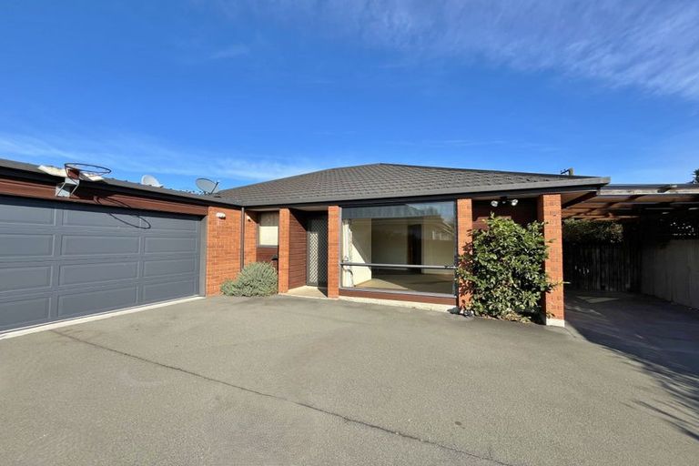Photo of property in 82 Middleton Road, Upper Riccarton, Christchurch, 8041