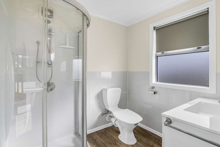 Photo of property in 8 Ormond Street, Woodville, 4920