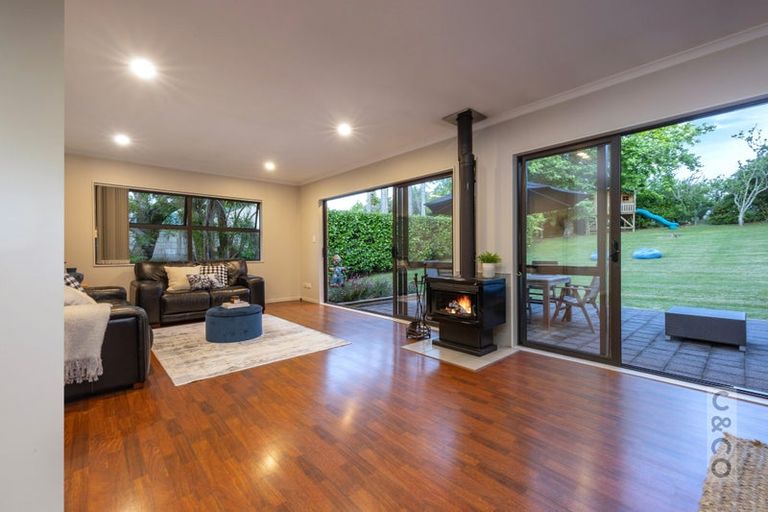 Photo of property in 9 Buttercup Place, Waimauku, 0812