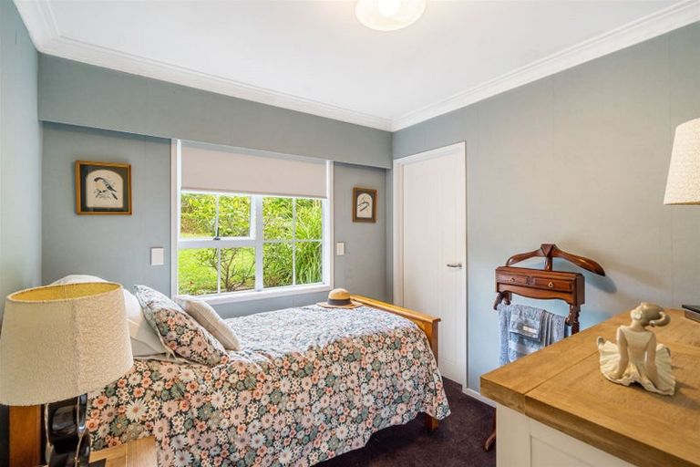 Photo of property in 1/6 Mahuta Grove, Northcote, Auckland, 0627