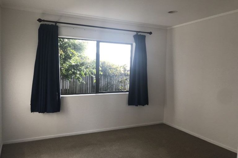 Photo of property in 11 Chiania Place, Somerville, Auckland, 2014