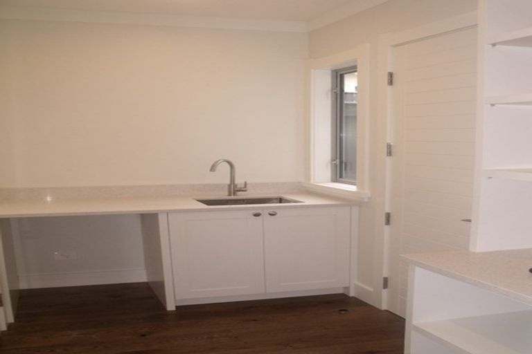 Photo of property in 24 Mchardy Street, Havelock North, 4130