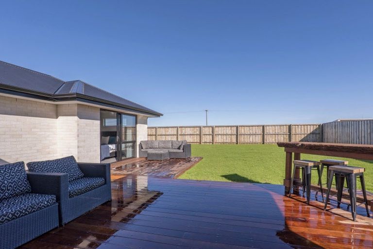 Photo of property in 3 Bob Reid Crescent, Darfield, 7571