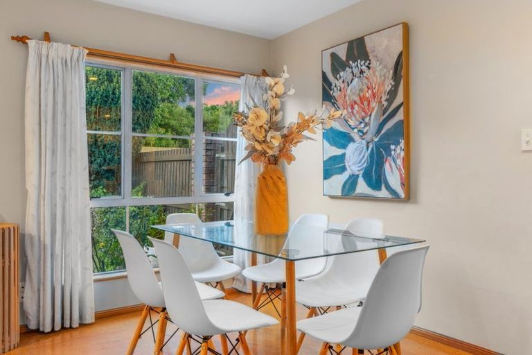 Photo of property in 2/43 Cashmere View Street, Somerfield, Christchurch, 8024
