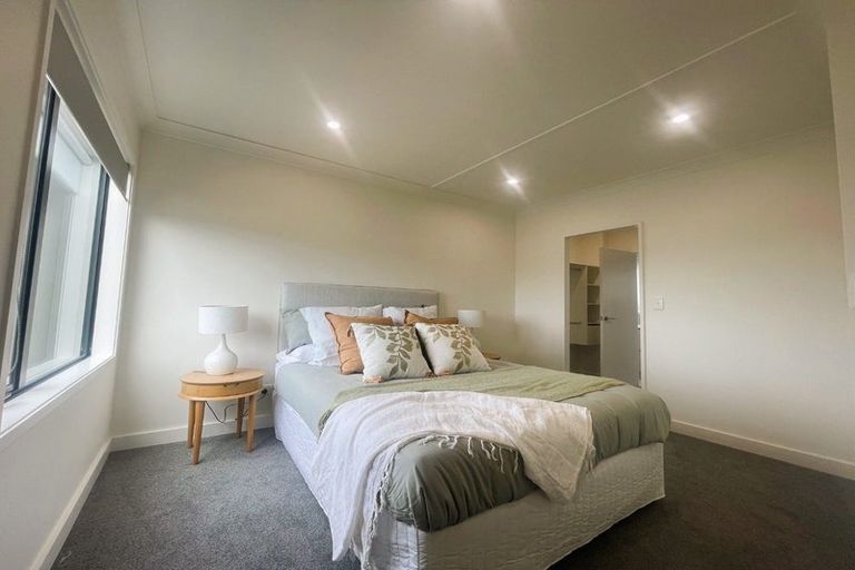 Photo of property in 33 Parkwood Avenue, Westgate, Auckland, 0614