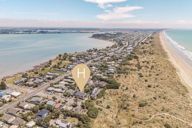 Photo of property in 13 Penguin Street, Southshore, Christchurch, 8062