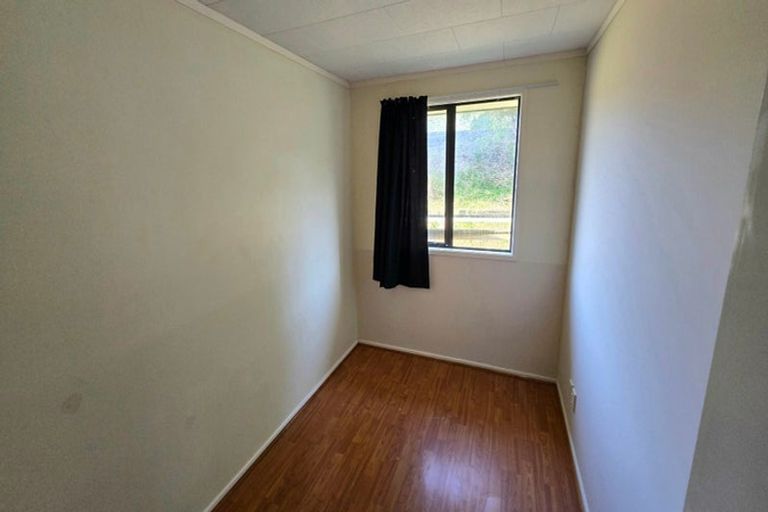 Photo of property in 27 Mary Huse Grove, Manor Park, Lower Hutt, 5019