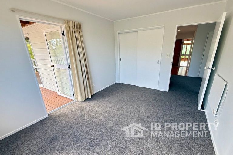 Photo of property in 452 Don Buck Road, Massey, Auckland, 0614