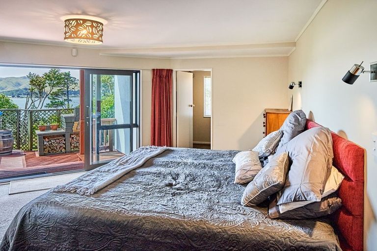 Photo of property in 50 Molyneux Close, Whitby, Porirua, 5024