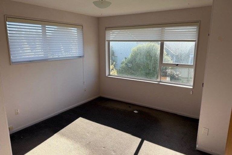 Photo of property in 20 Woodstock Place, Russley, Christchurch, 8042