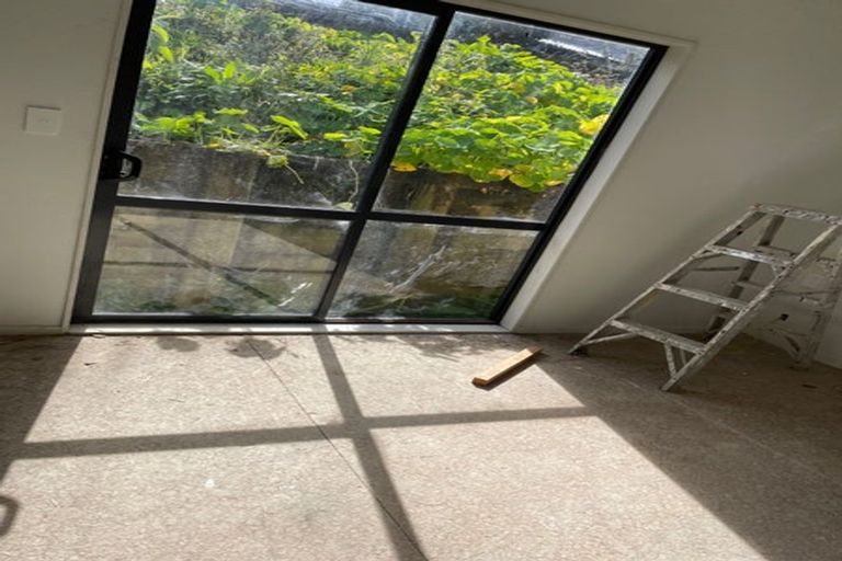 Photo of property in 25a Routley Drive, Glen Eden, Auckland, 0602