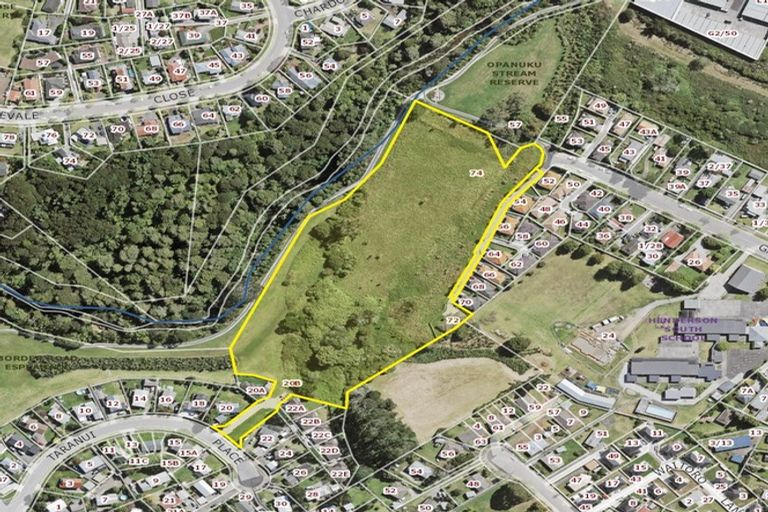 Photo of property in 72 Garelja Road, Henderson, Auckland, 0612