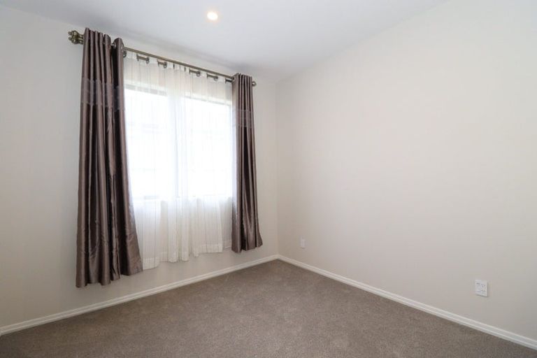Photo of property in 30 Booker Drive, Tuakau, 2121