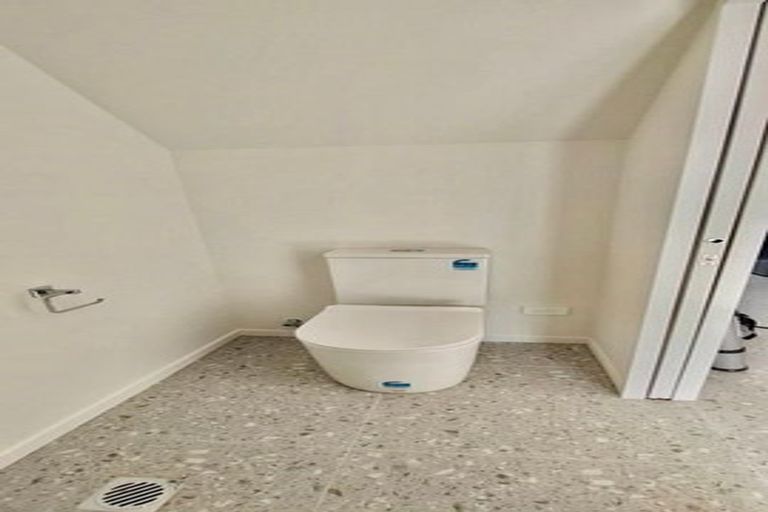 Photo of property in 9/24 Mili Way, Ranui, Auckland, 0612