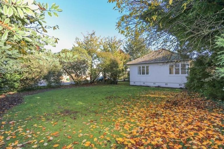Photo of property in 2 Puna Street, Riccarton, Christchurch, 8041