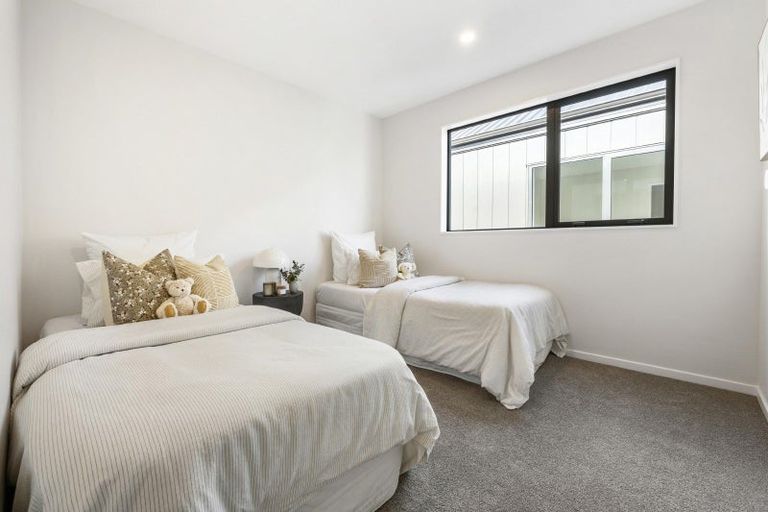 Photo of property in 33 Hampshire Lane, Karaka, 2580