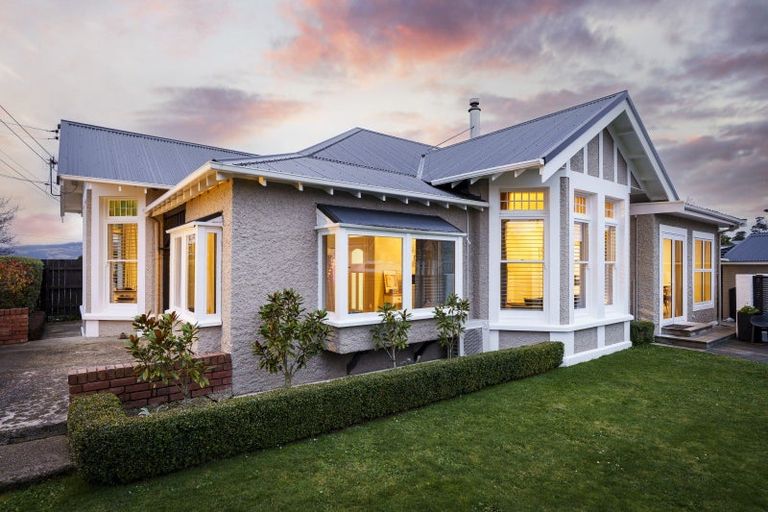 Photo of property in 11 Belgrave Crescent, Kaikorai, Dunedin, 9010