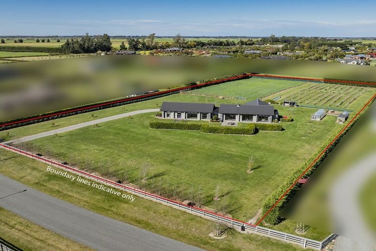 Photo of property in 74 Crozier Drive, Kirwee, Darfield, 7571