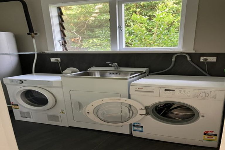 Photo of property in 38 Chaytor Street, Northland, Wellington, 6012