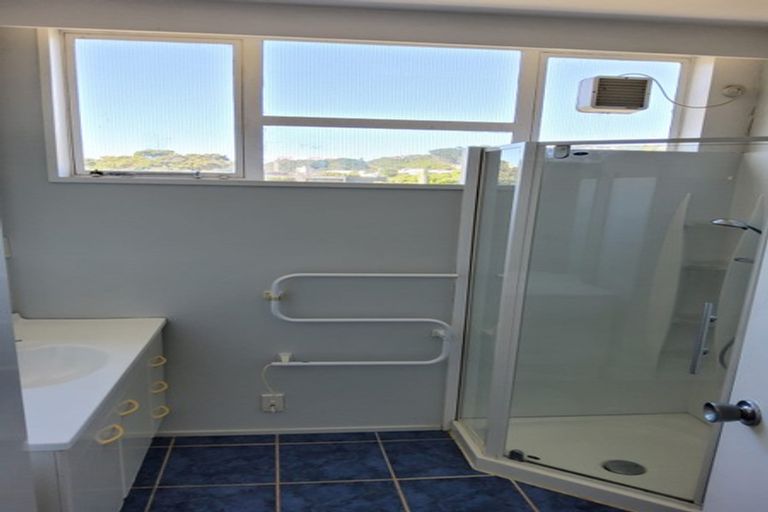Photo of property in Grandstand Apartments, 37/80u Kent Terrace, Mount Victoria, Wellington, 6011