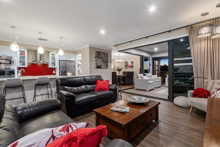 Photo of property in 32 Hawkridge Heights, Bethlehem, Tauranga, 3110