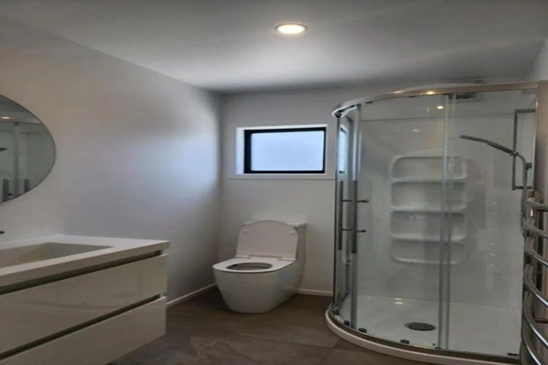 Photo of property in 140a Ngamotu Road, Spotswood, New Plymouth, 4310