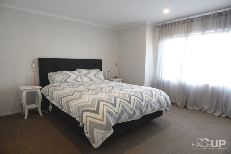 Photo of property in 80 Squadron Drive, Hobsonville, Auckland, 0616