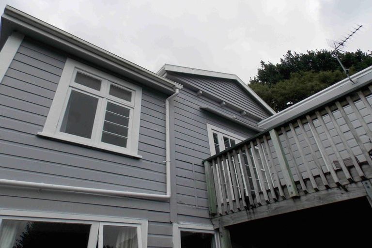 Photo of property in 119 Wadestown Road, Wadestown, Wellington, 6012