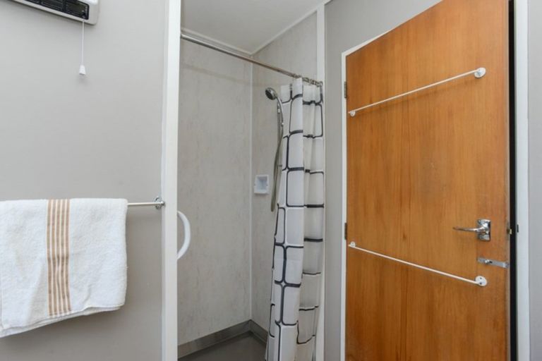 Photo of property in 302f3 Sylvan Road, Parkvale, Hastings, 4122