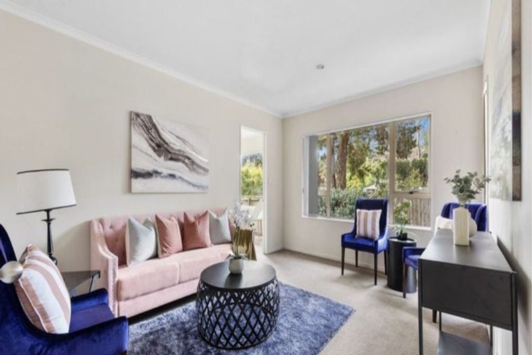 Photo of property in 17a Valley Road, Waiuku, 2123