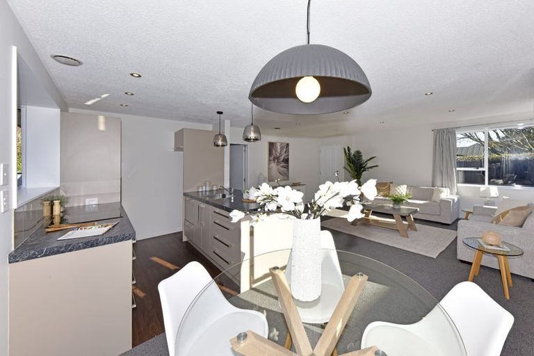 Photo of property in 19 Moreland Avenue, Papanui, Christchurch, 8053