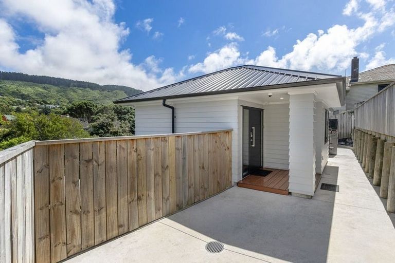 Photo of property in 1a Te Reinga View, Tawa, Wellington, 5028