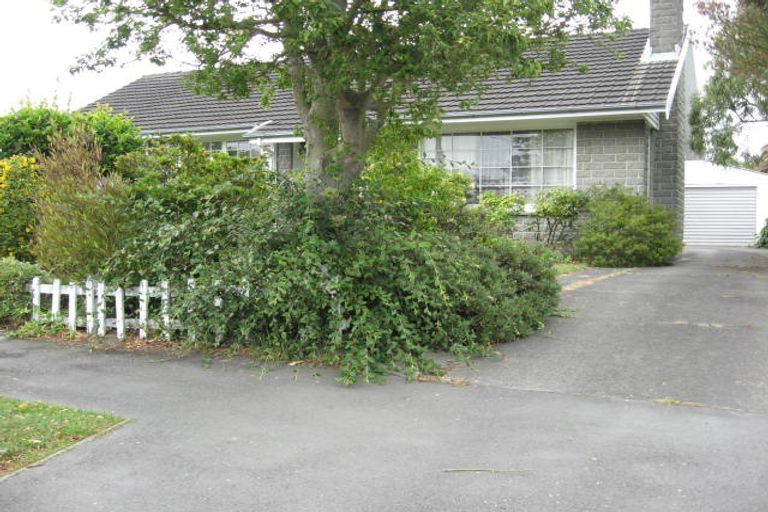 Photo of property in 11 Reading Street, Upper Riccarton, Christchurch, 8041