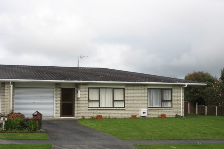 Photo of property in 29b Tiverton Crescent, Whalers Gate, New Plymouth, 4310