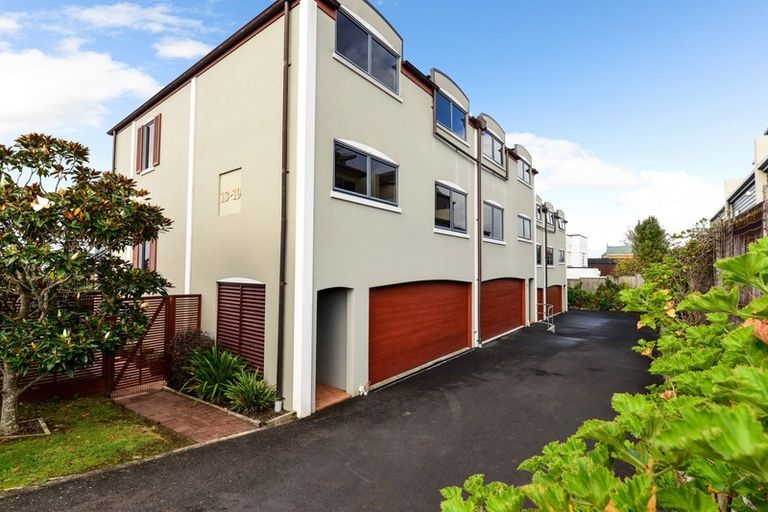 Photo of property in 15 Radnor Street, Hamilton Central, Hamilton, 3204
