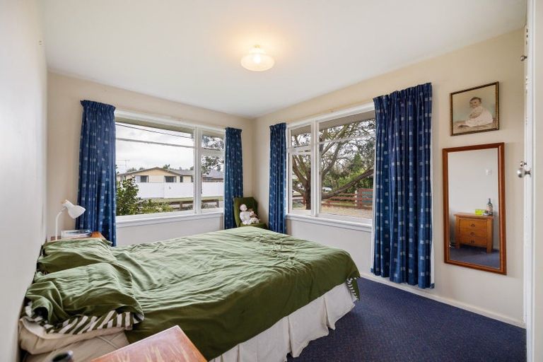 Photo of property in 12 Morris Road, Amberley, 7410