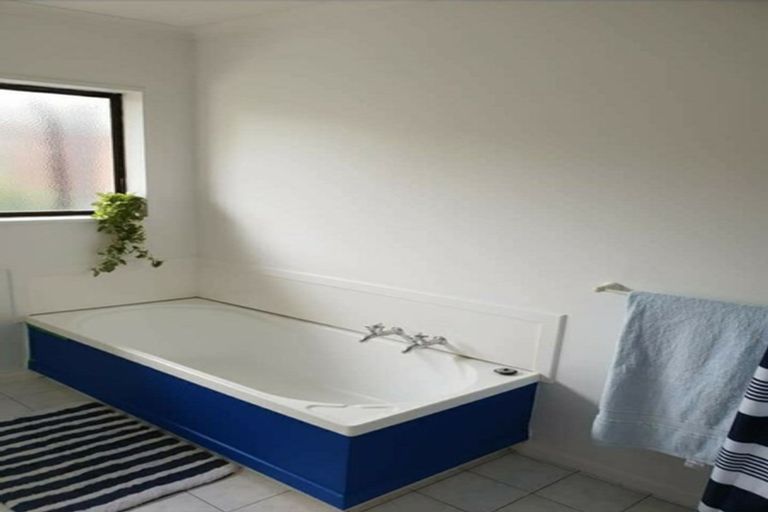 Photo of property in 2 Rata Avenue, Huntly, 3700