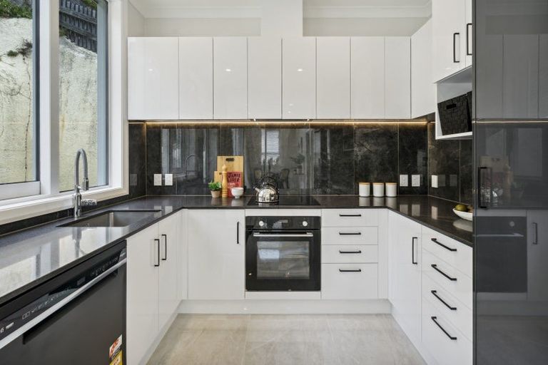 Photo of property in 5 Arawa Road, Hataitai, Wellington, 6021
