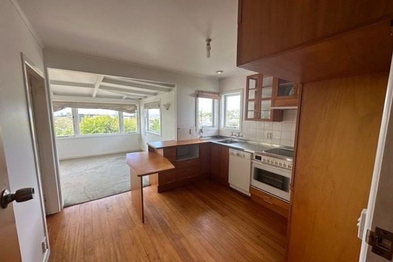 Photo of property in 133 Bucklands Beach Road, Bucklands Beach, Auckland, 2012