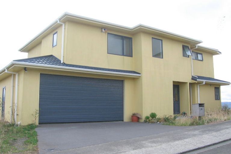 Photo of property in 16 Birkhall Grove, Strathmore Park, Wellington, 6022